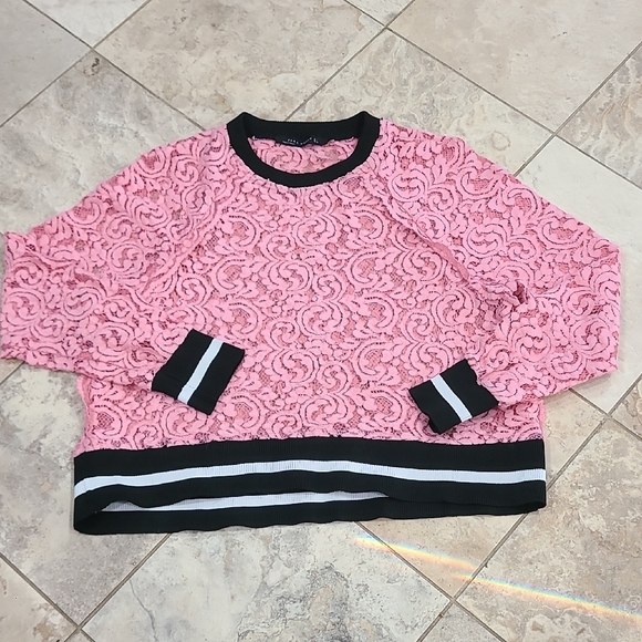 Zara Pink Lace Sweater with Black Trim - Picture 1 of 7